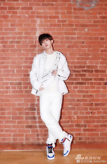 杨幂刘雯穿衣搭配图,杨幂刘雯准备的秋冬潮品已上线