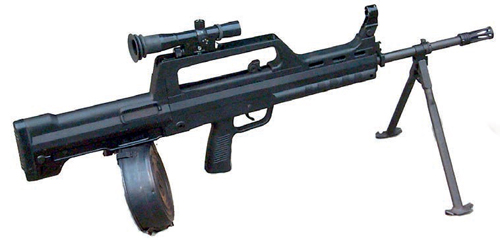 中国95式步枪和美军m4相比,95式轻机枪和95式班用机枪