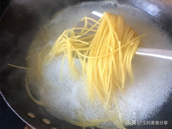 煮好的意大利面要不要过冷水,意大利面煮好了会涨吗