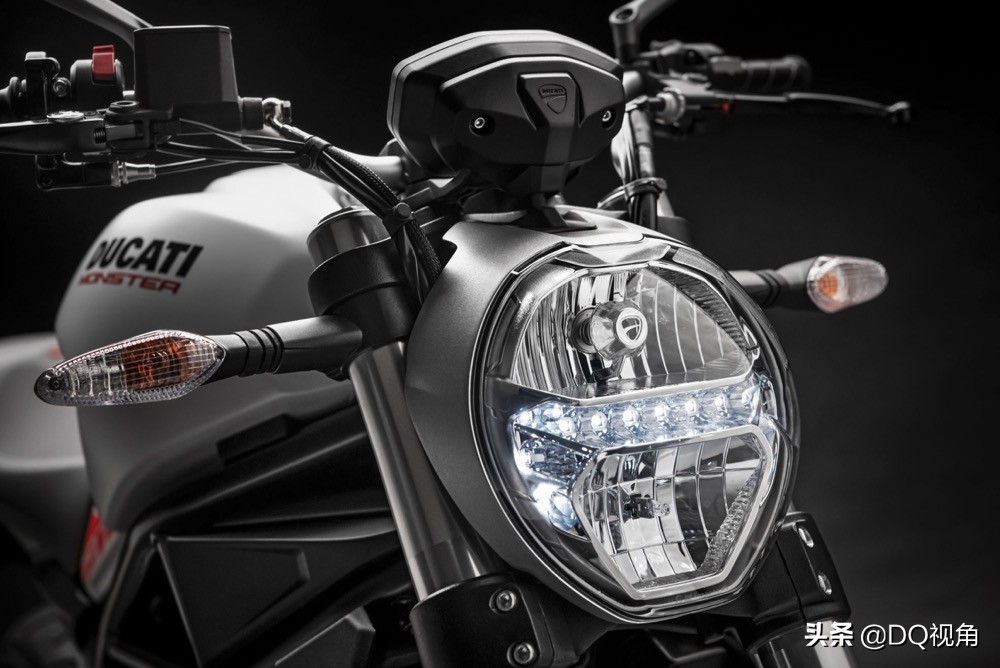 杜卡迪大魔鬼xs摩托车最新款,2020款杜卡迪大魔鬼测评