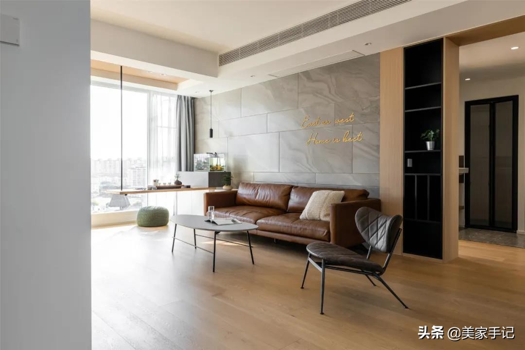 厦门夫妻晒出90㎡家，全屋干净整洁、有条不紊，让人看了大呼过瘾