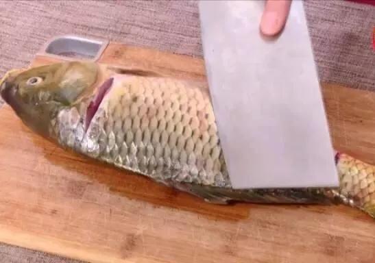 阳朔啤酒鱼的最正宗的做法,阳朔啤酒鱼最正宗的做法