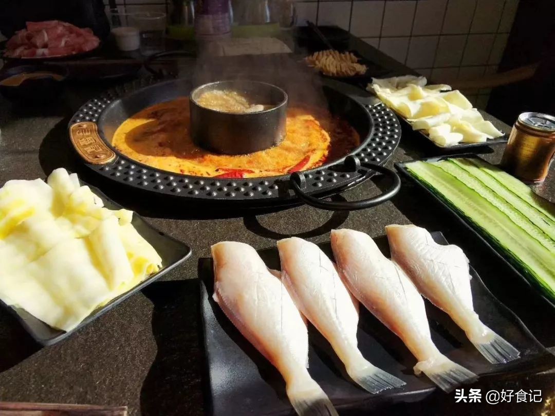 私藏美食小清单丨郑州西郊“米其林三星”瓦罐，喝完酒后的打卡地