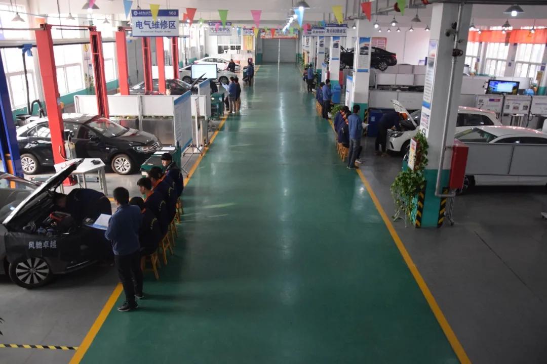 山东工业技师学院一年多少钱,山东工业技师学院2023招生简章