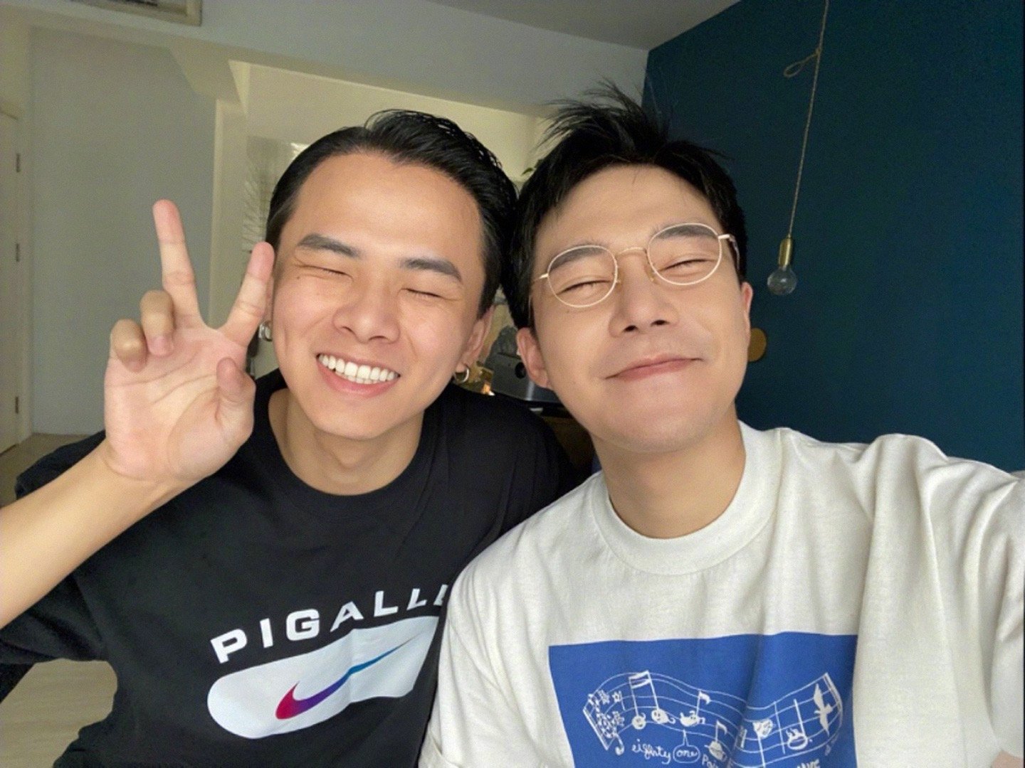 爱，无关于其他，只关乎你我。