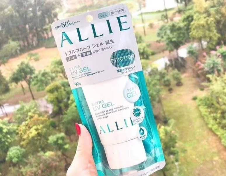 8款防晒测评合集,cosmedecorte蓝色防晒60g