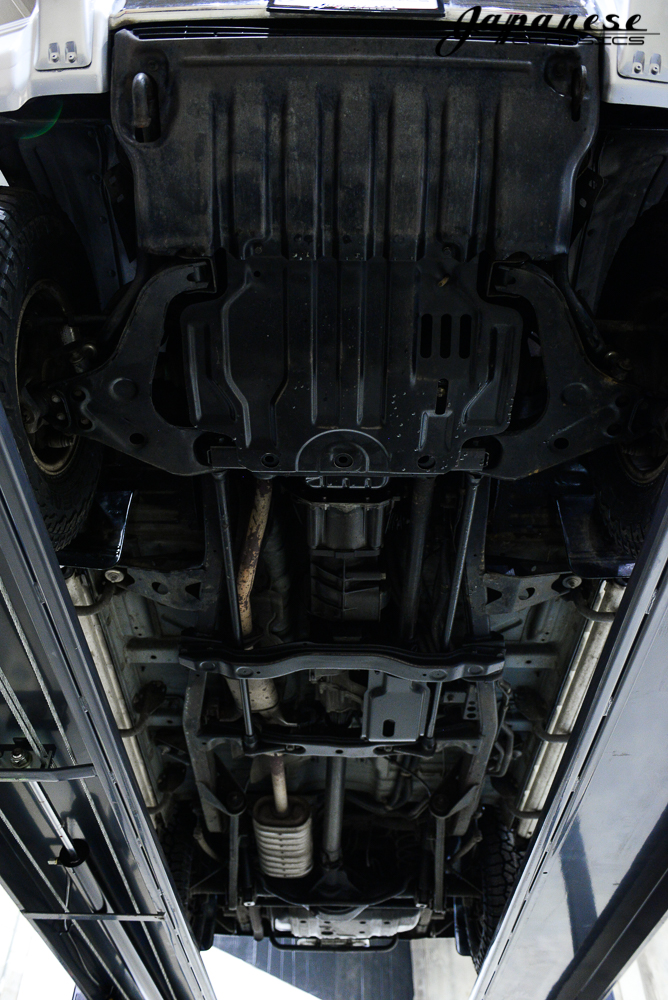 国外91年二手帕杰罗至今仍卖7万人民币看品相你觉得值么？