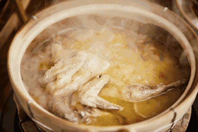 广东清炖鸡整只,广东正宗盐焗咸香鸡