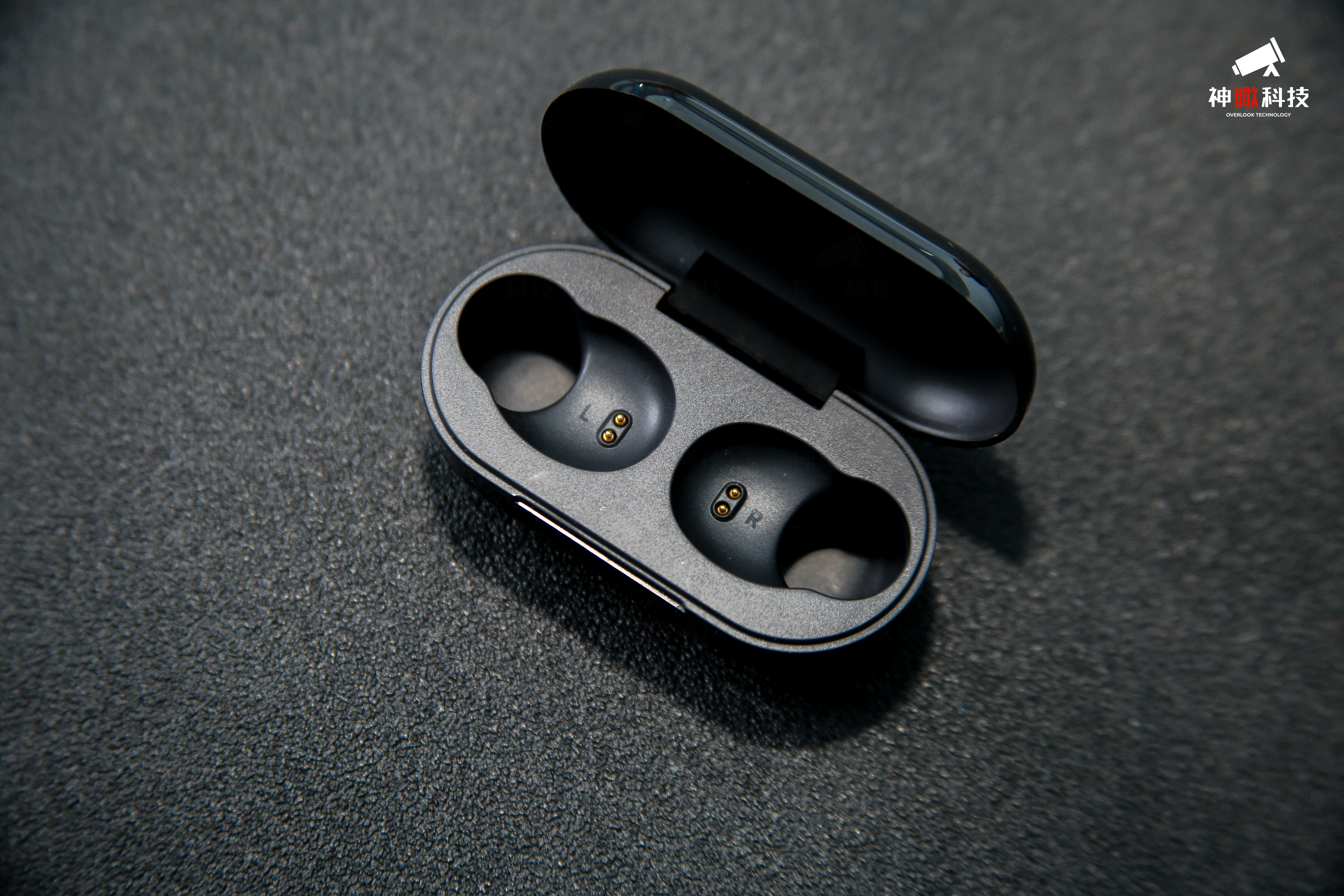 疯米w1左右耳机如何连接,无线可爱蓝牙耳机