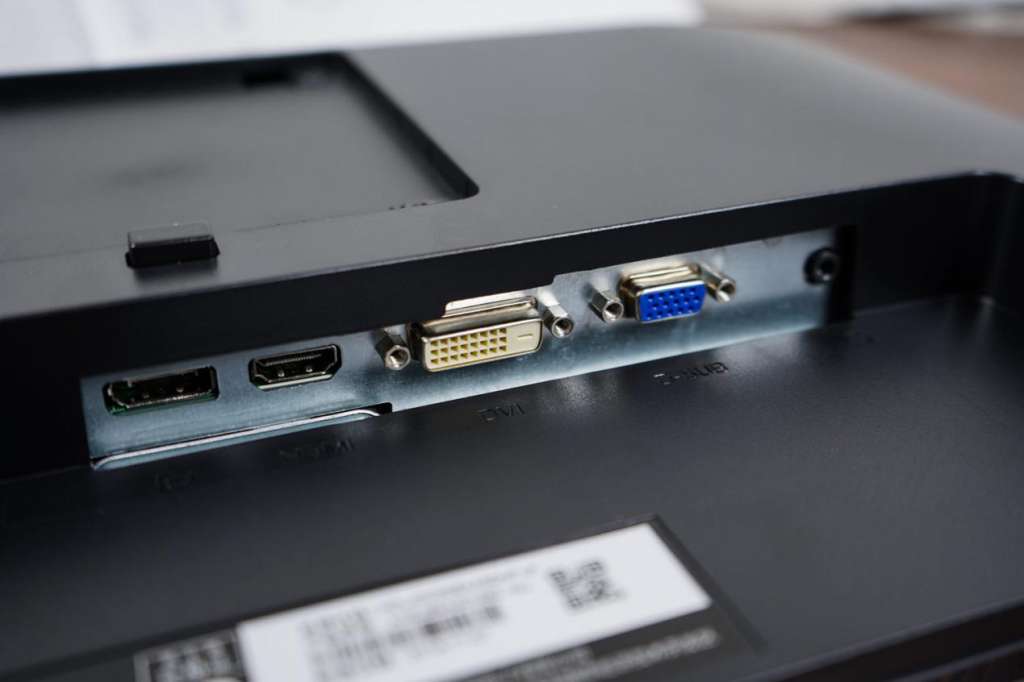 *击狙**U2417H，133%广色域四面微边入门专显AOCi2490PXZ评测报告