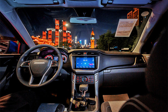 上汽t70皮卡和猛禽,上汽大众皮卡t70落地价格