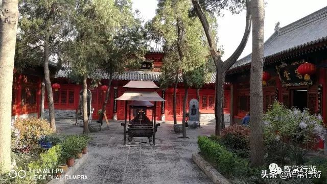 西安市东大街著名寺院卧龙寺,西安古寺青龙寺