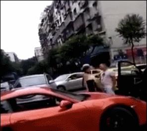 重庆保时捷女司机打人事件后续,保时捷女司机打人事件完整视频