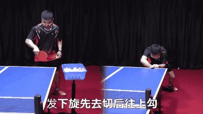 反手拉下旋球是一落台就挥拍吗,反手拉下旋挥拍动作