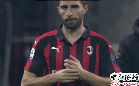 中国足球奇葩失误,中国足球又出奇葩