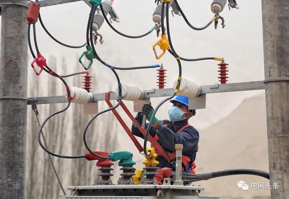 电费发票金额和清单不一样,电费发票怎么多一行