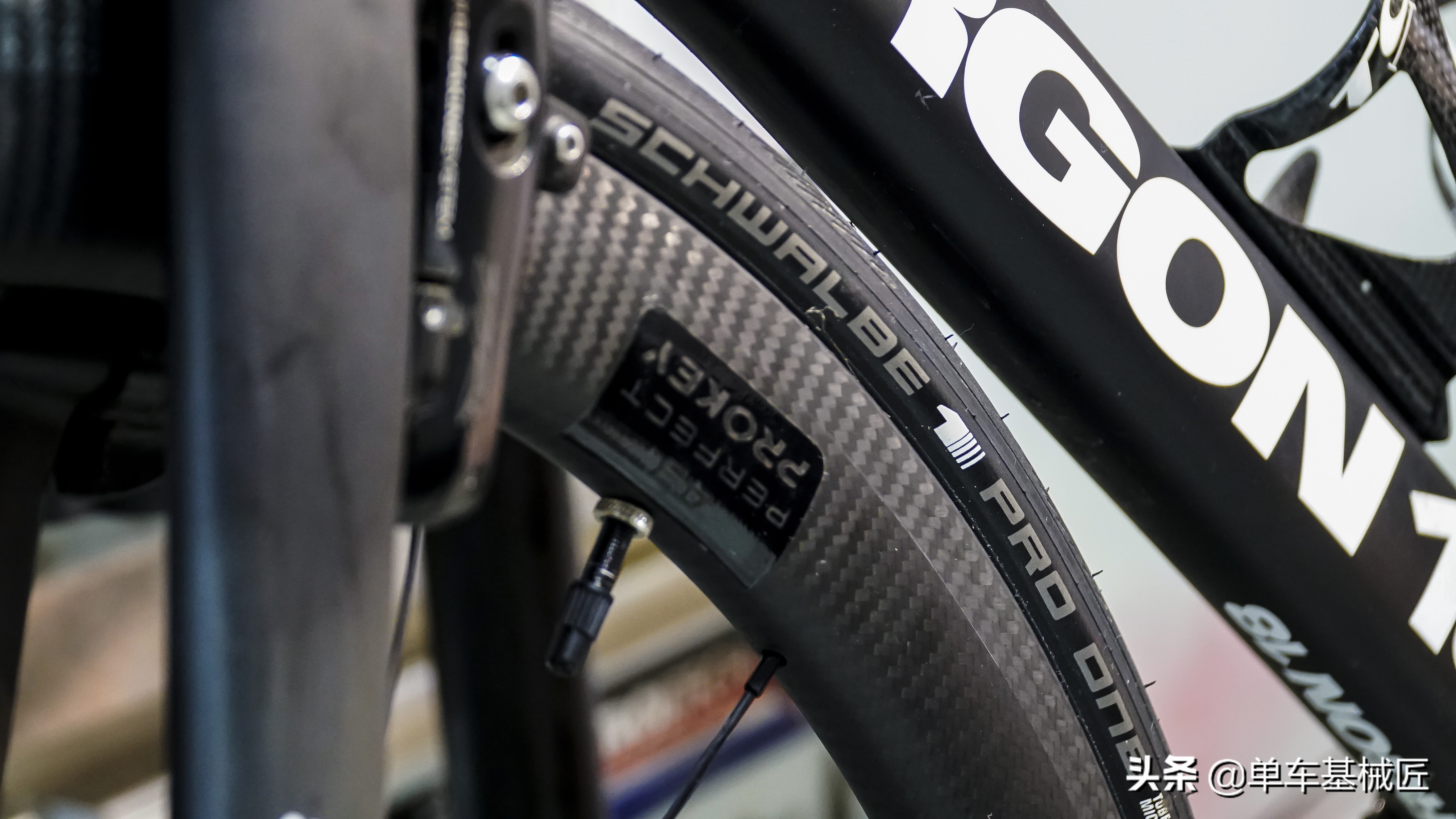 「单车基械匠」SchwalbeProone,丝滑的路感确实不是盖的