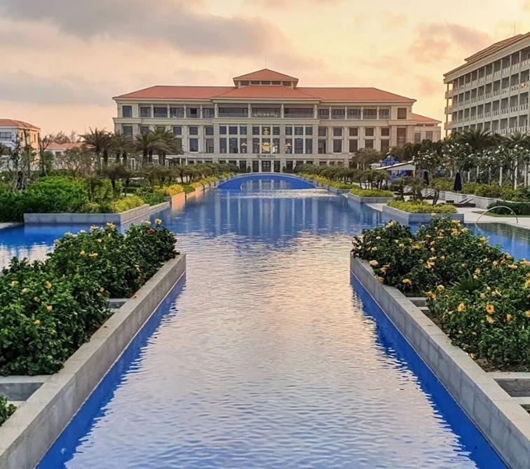 越南度假胜地岘港五日游,越南旅行住宿酒店推荐