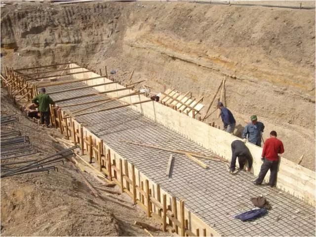 桥梁扩大基础详细的施工过程,明挖扩大基础施工视频