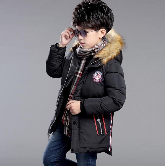 冬天给孩子穿厚棉服还是薄棉服,宝宝冬天穿棉服好还是羽绒服好