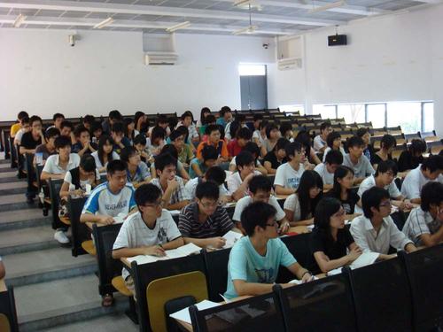 高考350分有必要继续读大专吗,高考成绩太差有大专上吗