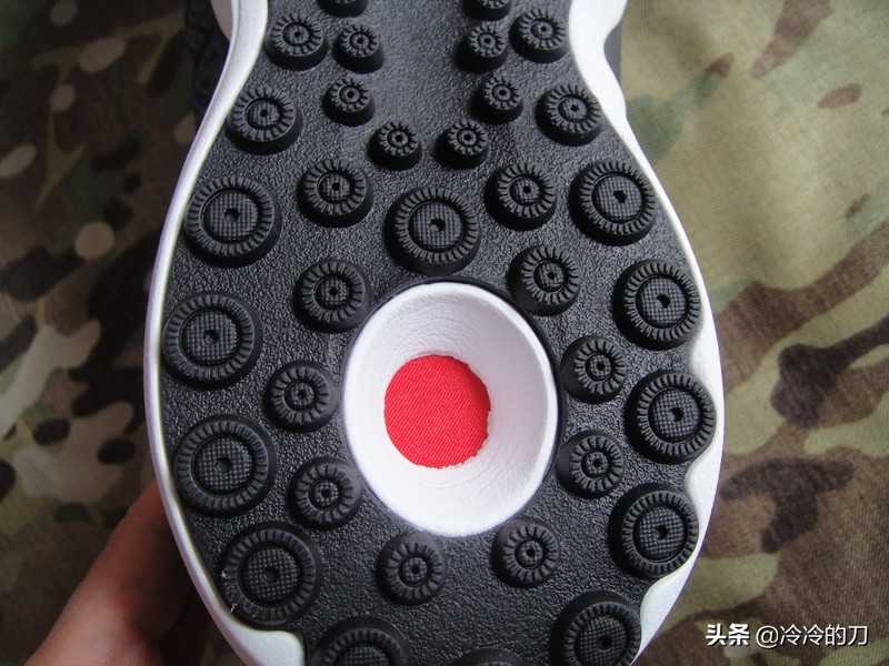 mizuno缇庢触娴撹窇闉媤avesky4,mizuno璺戞闉嬬編娲ユ祿wave58