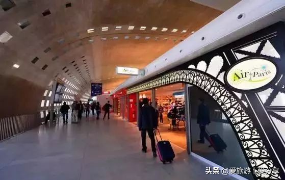 全球16个国家24个机场免税店,各国机场免税店必买清单