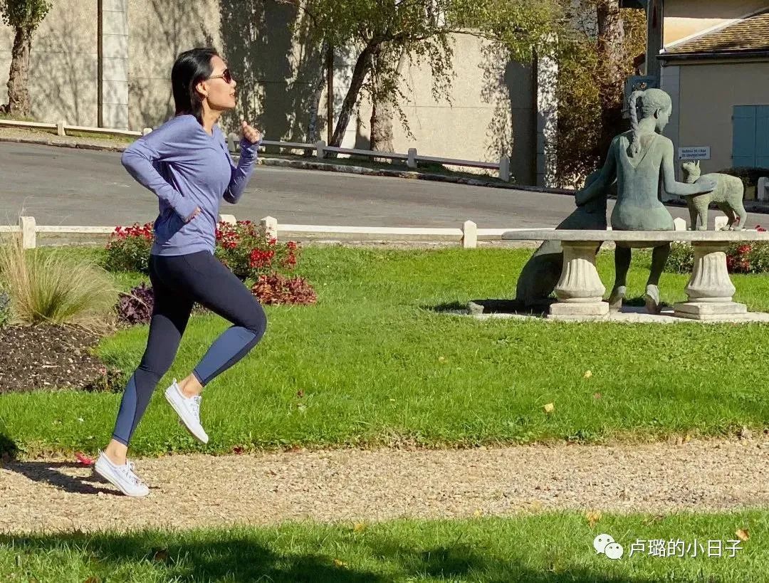 花几十一百买便宜的衣服,花几千块买的衣服