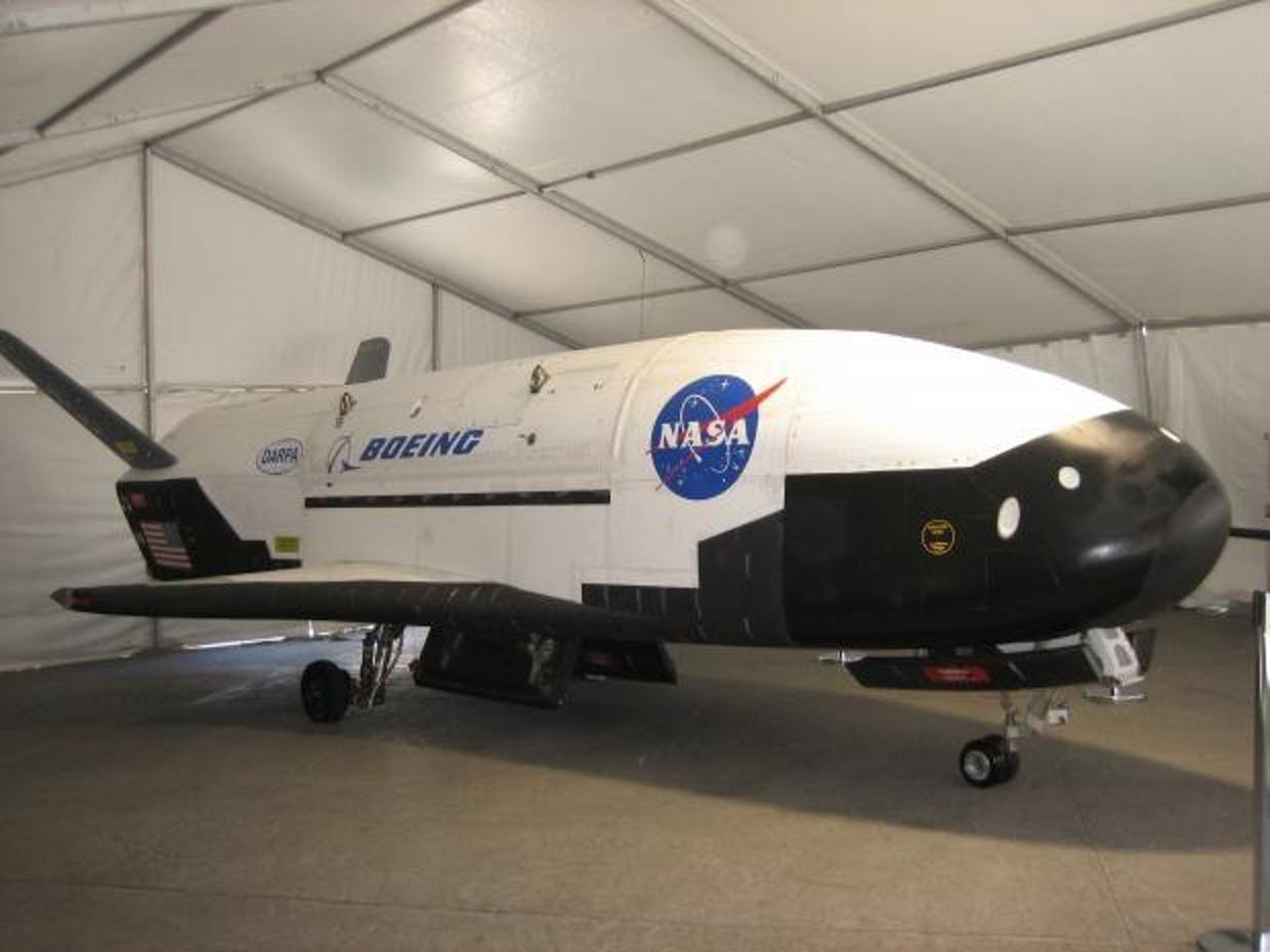 全球爱好和平国家的噩梦“达摩克里斯之剑”X-37B70图