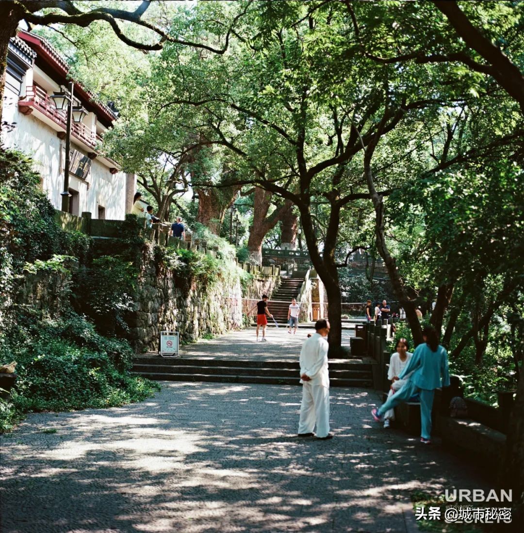 吴山和城隍山,城隍山吴山