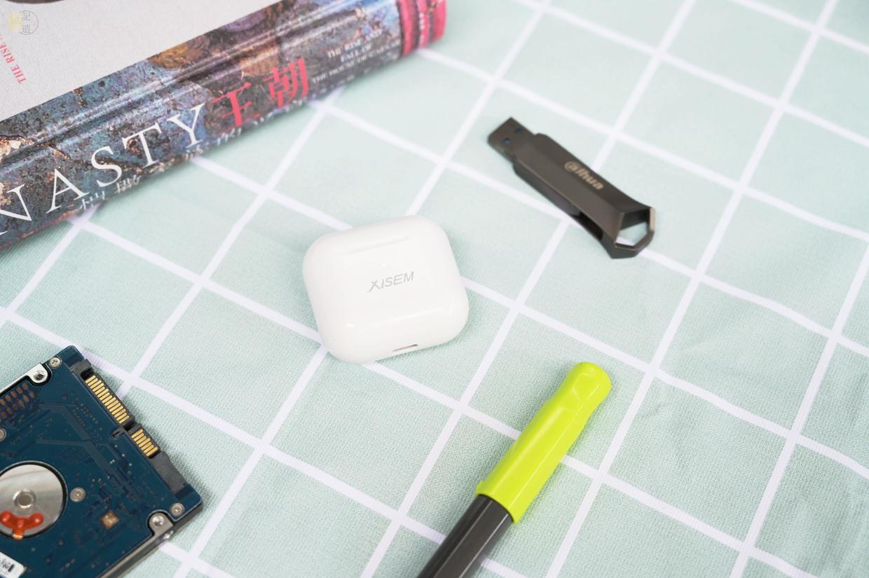 入门轻便的微单,入门真无线半入耳