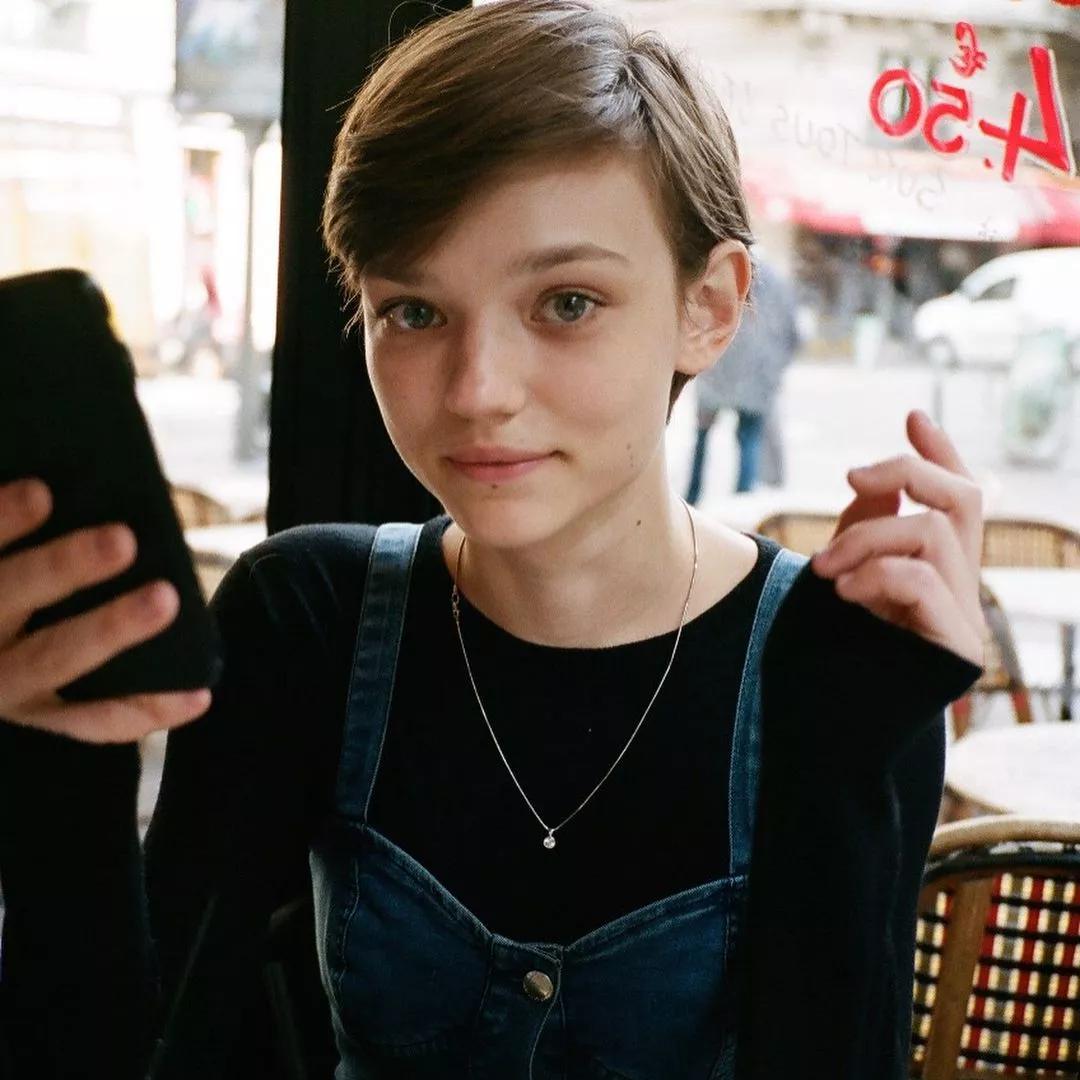 30-40岁圆脸微胖发型减龄,圆脸女孩这些发型让你高级又减龄