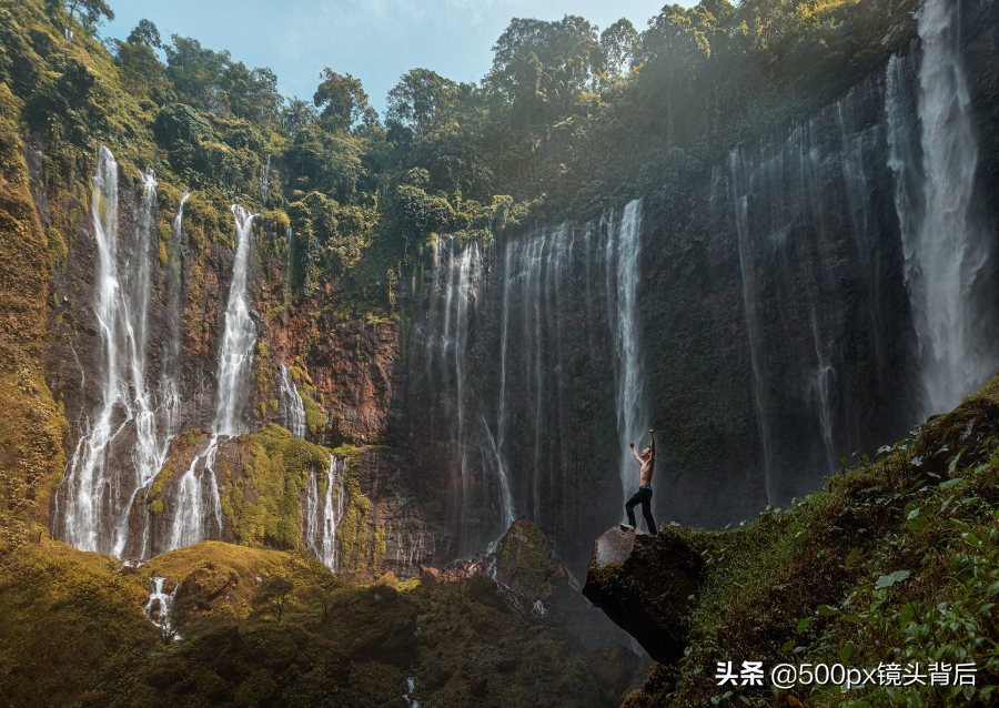 蓝火，是游客追逐和观赏对象；而硫磺矿，更是矿工赖以生存的物品