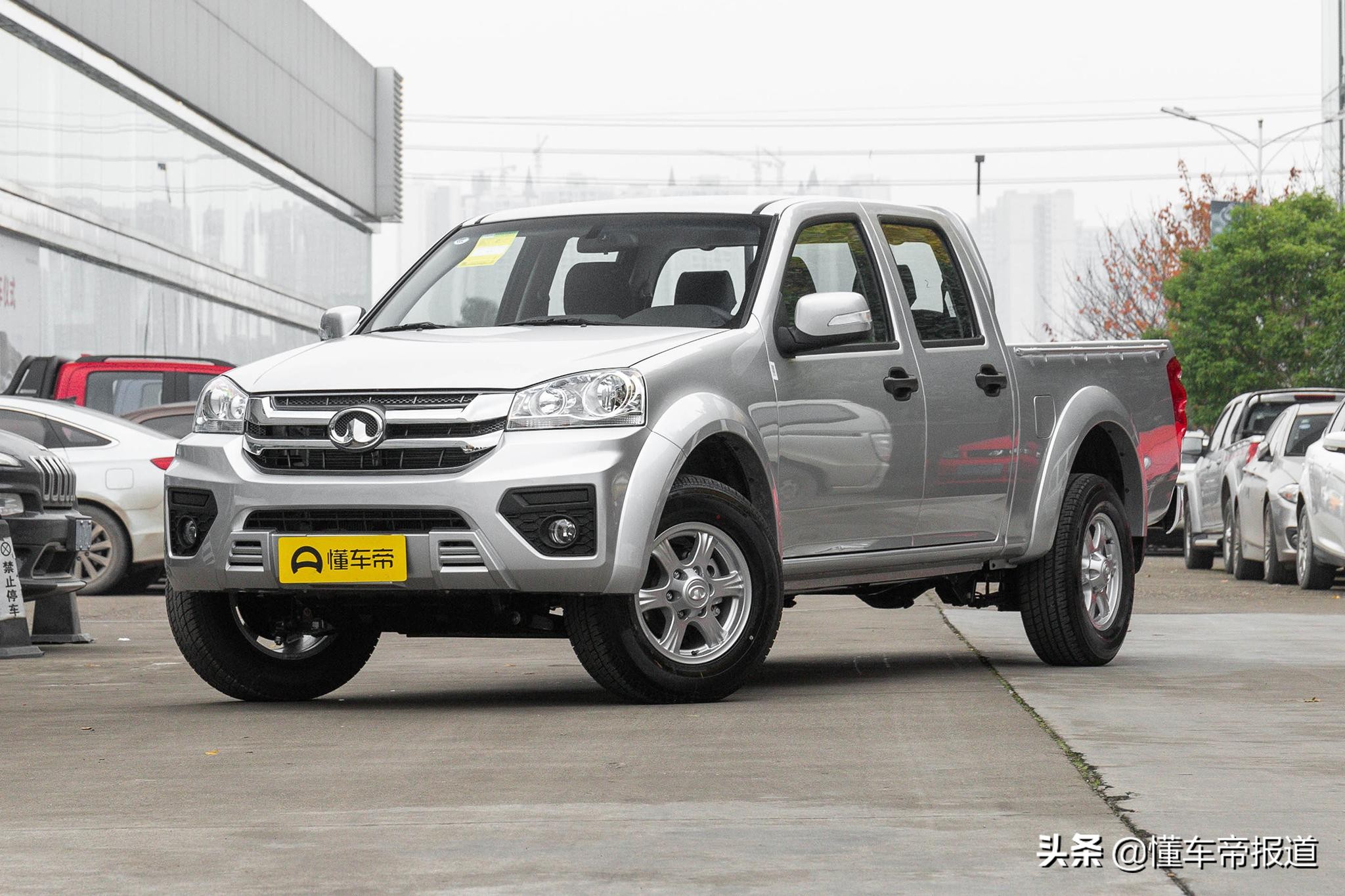 最新中兴柴油四驱皮卡落地价,2022款中兴皮卡落地价格