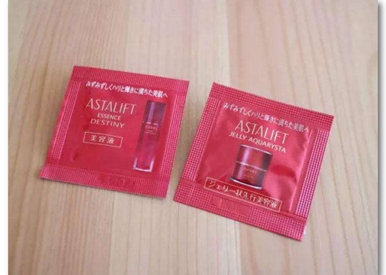 败了吗？朋友圈大火的杂志赠品拆出来看看