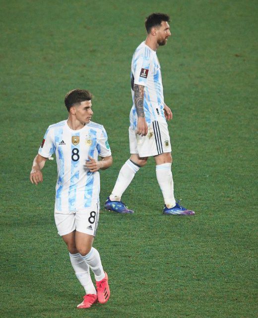 阿根廷世界波破门,阿根廷足球70米远射破门视频