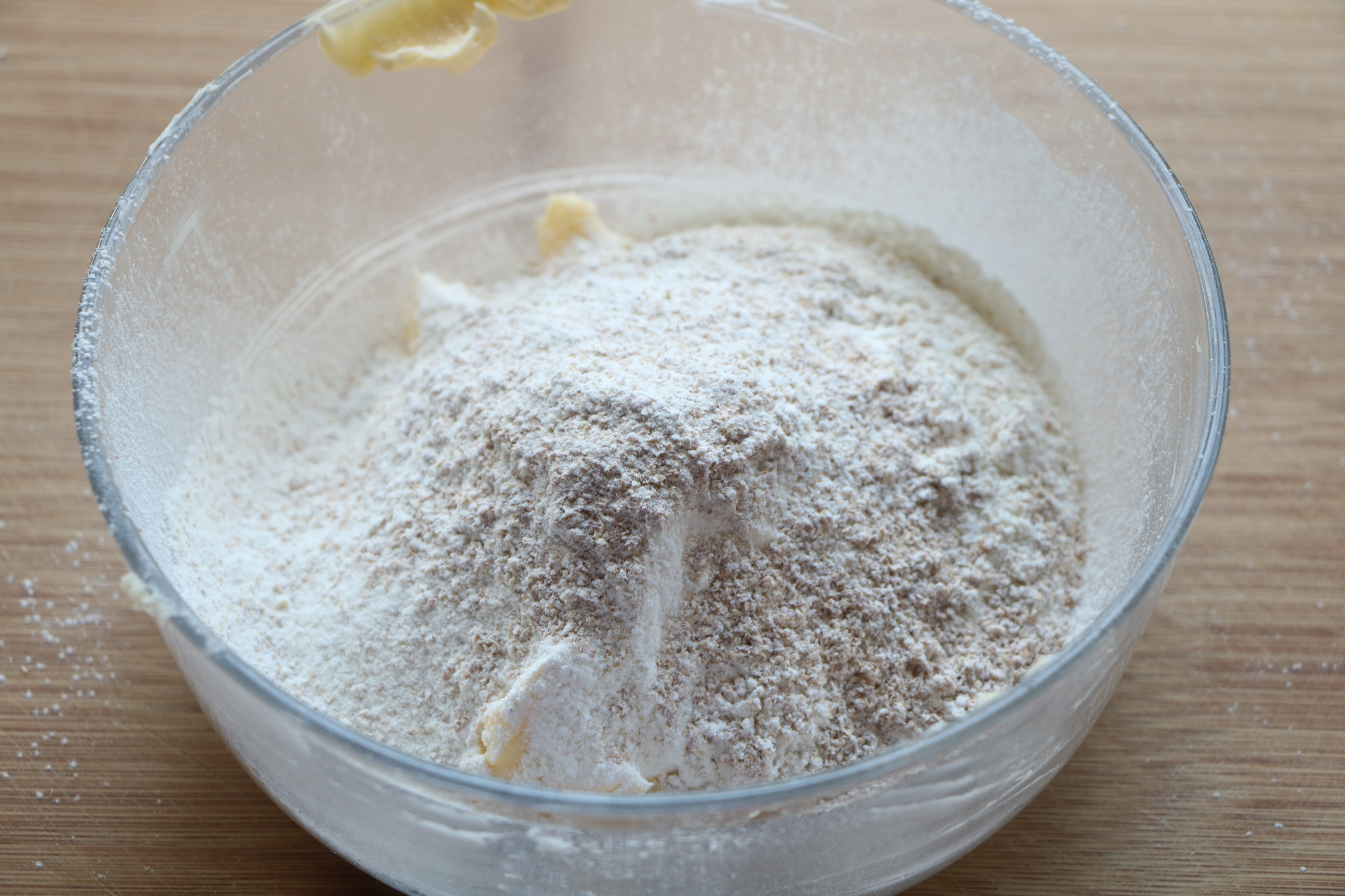 又香又酥的粗粮饼干,全麦饼干怎么做会酥脆