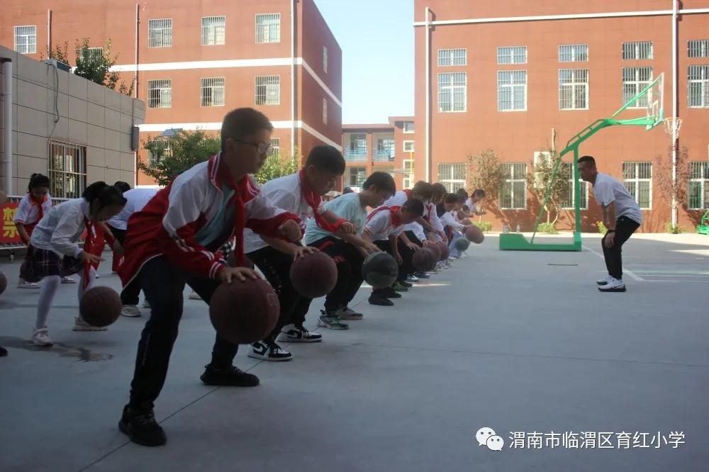 课程添活力服务无止境——育红小学课后延时服务工作月报