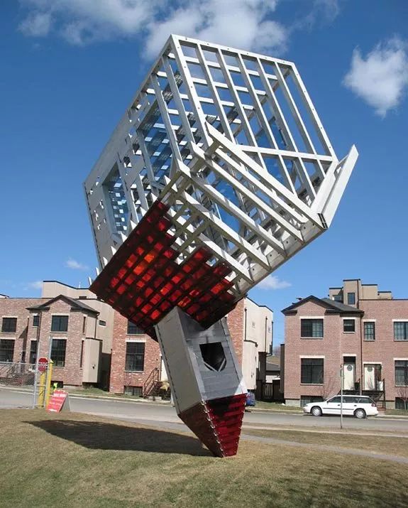 十大创意雕塑作品,创意雕塑100例