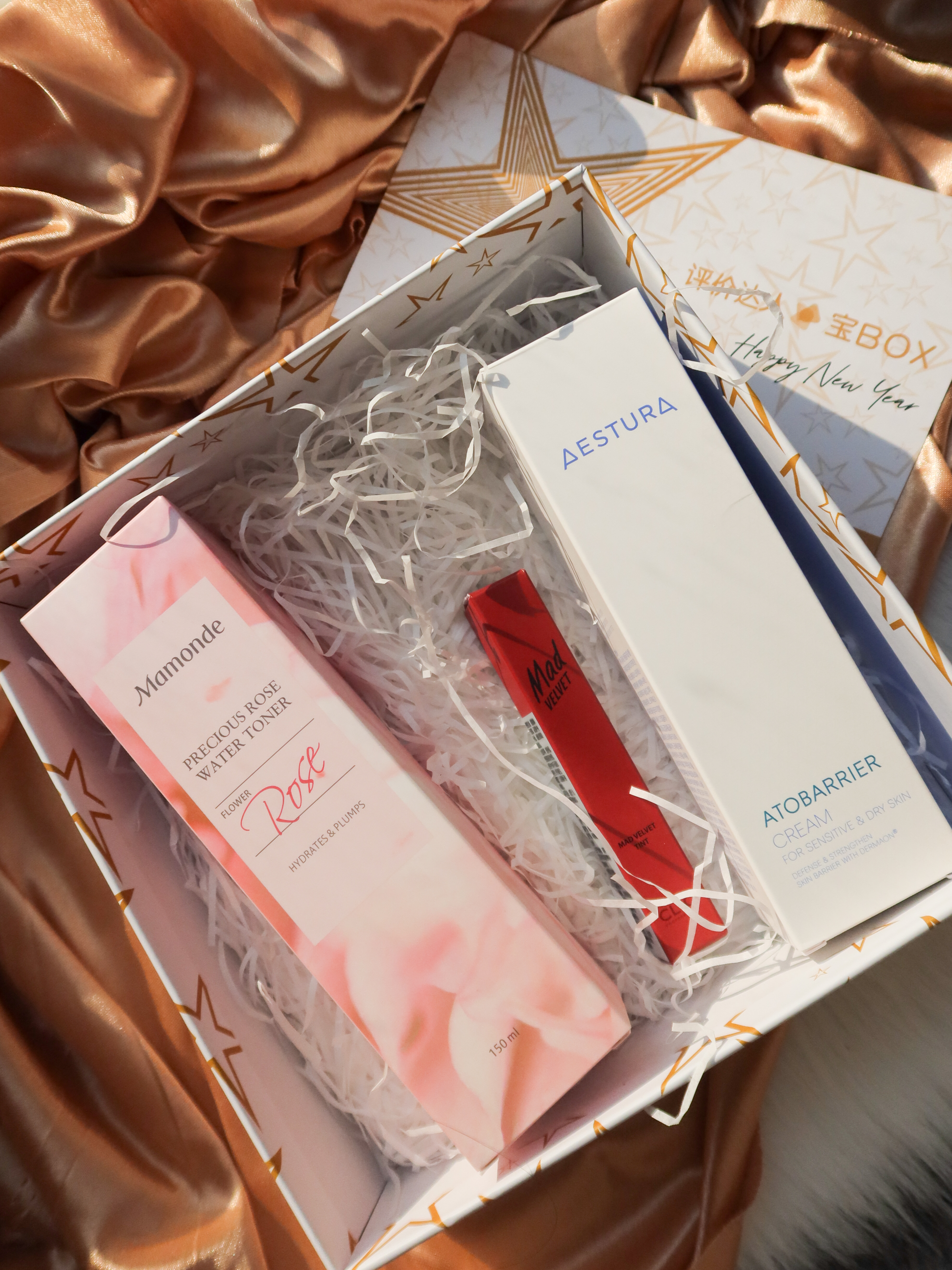 很华丽的化妆品套装,华丽丽美妆