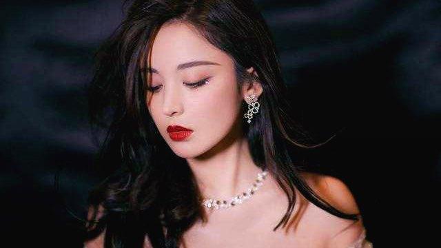 男孩子觉得女孩子很low的行为,女生都有哪些行为让人觉得很low