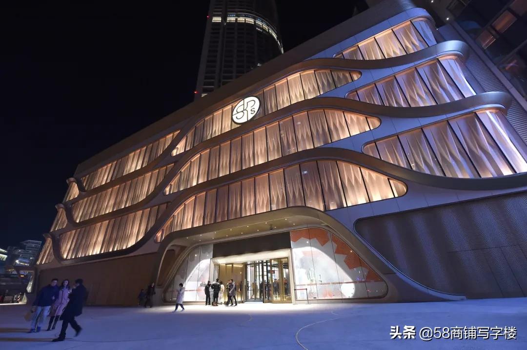 三十而已成长与蜕变,三十而已时代店铺