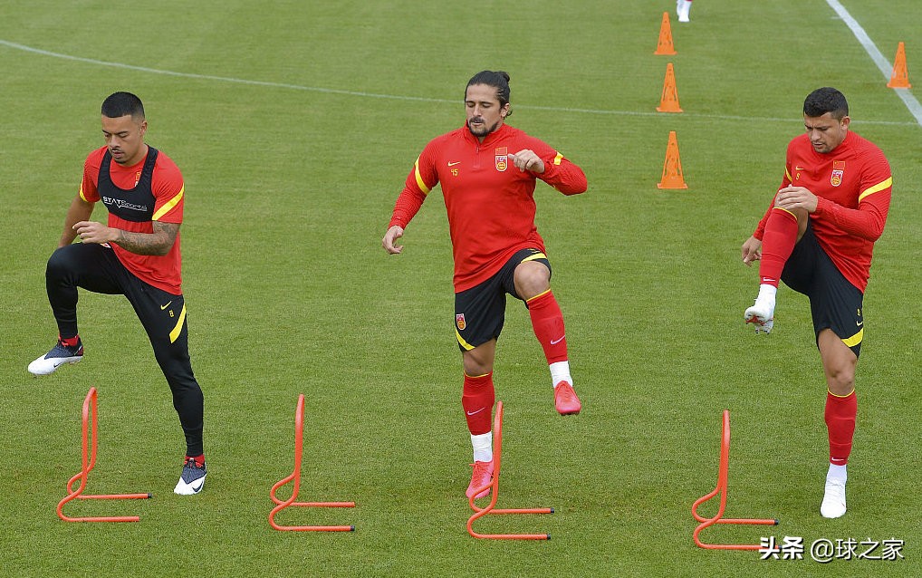 野牛洛国富踢旗子,野牛洛国富视频