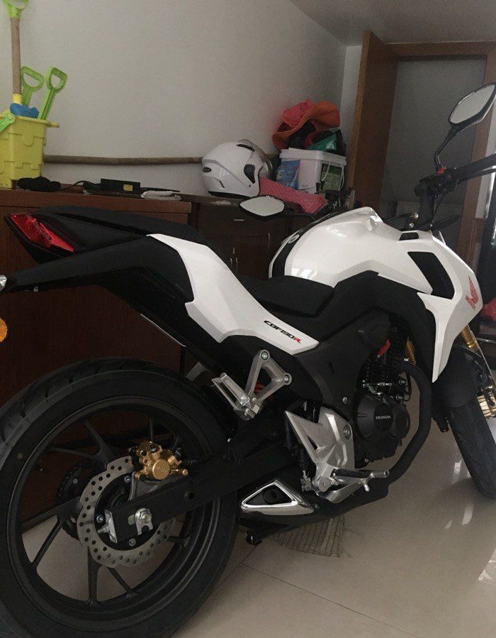 新大洲本田cbf190r是拉力车吗,新大洲本田cbf190r国四有挡显吗