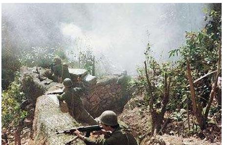 越战老山战士抽什么烟？老兵回忆：上了前线，老婆寄的包裹总有烟