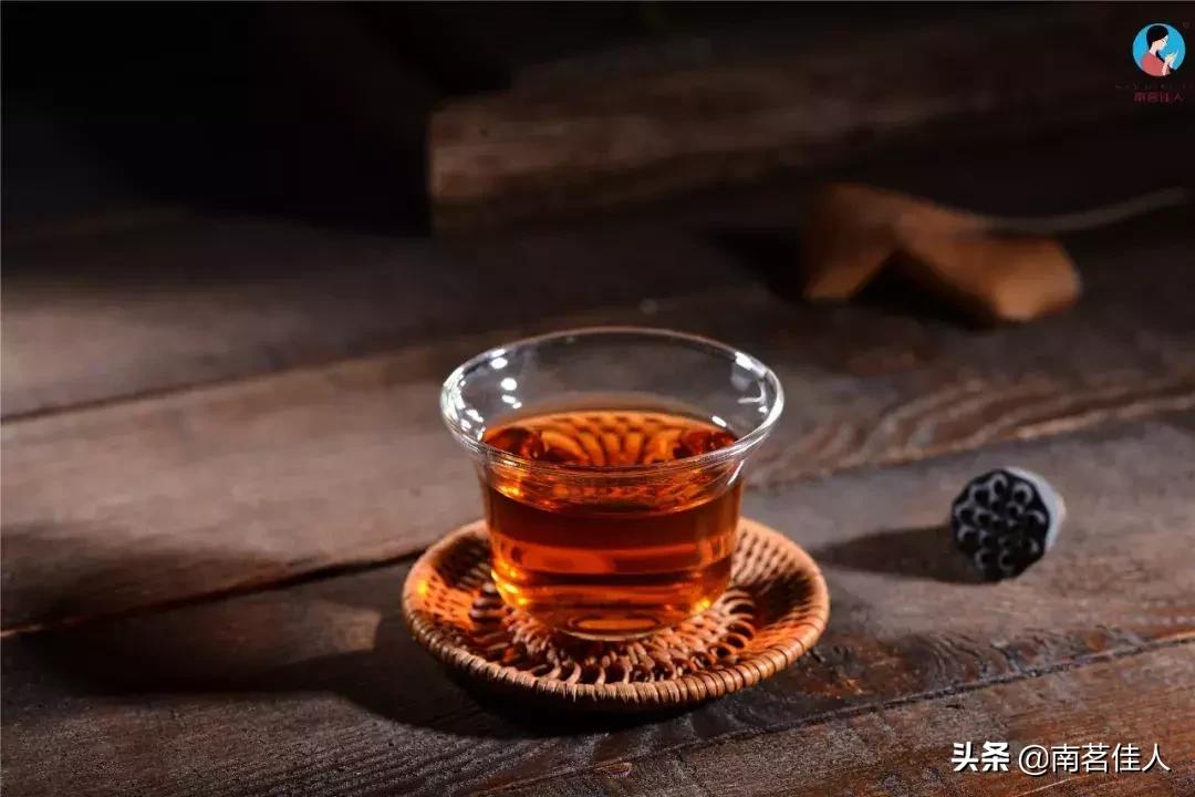 碎玉坠琼芳，流年忆甜柔