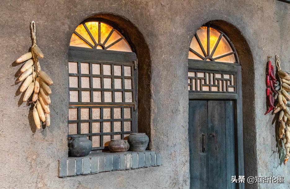 门对窗人遭殃怎么化解,门对窗必遭殃门对门必伤人谁讲的