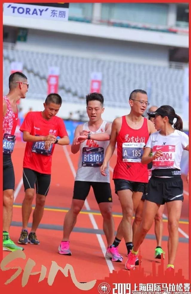 王石说疫情,69岁王石玄武湖晨跑5公里