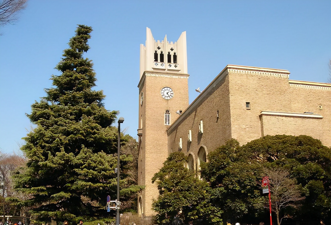 普通日本人月收入,日本的普通人月收入大概多少