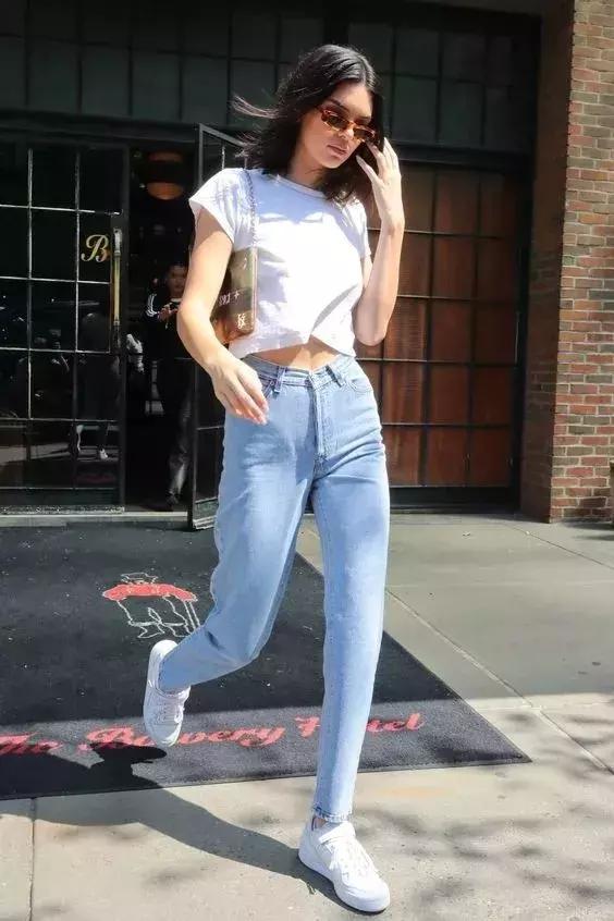 牛仔裤平底鞋穿搭时尚女装,牛仔裤平底鞋搭配视频